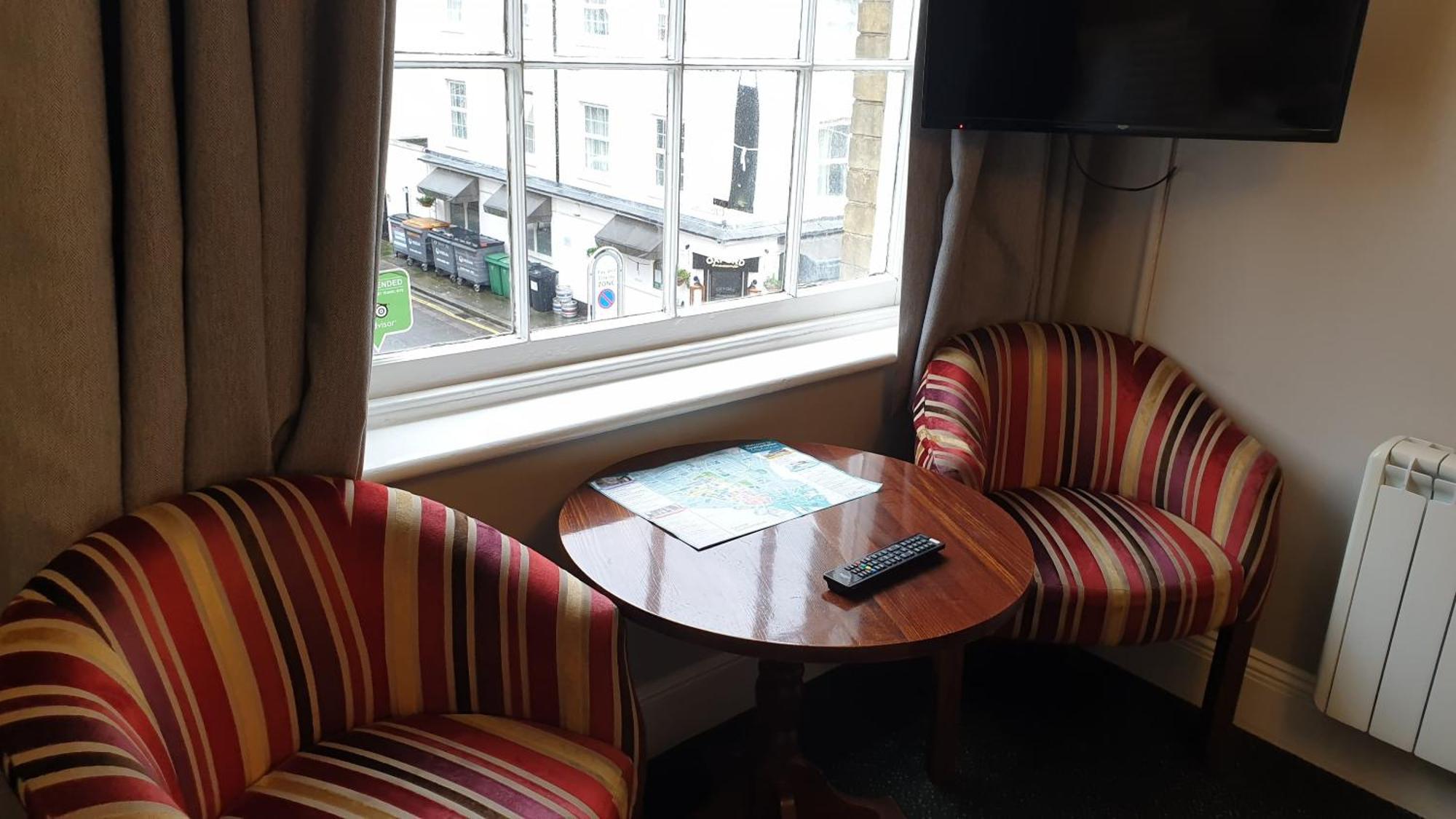 ホテル The Grapes Pub サウサンプトン エクステリア 写真
